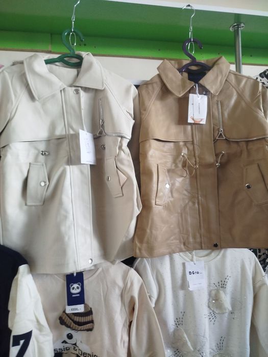 Bollar Xitoy kiyimlari sifati yaxshi mazza qilib keyib yuradi