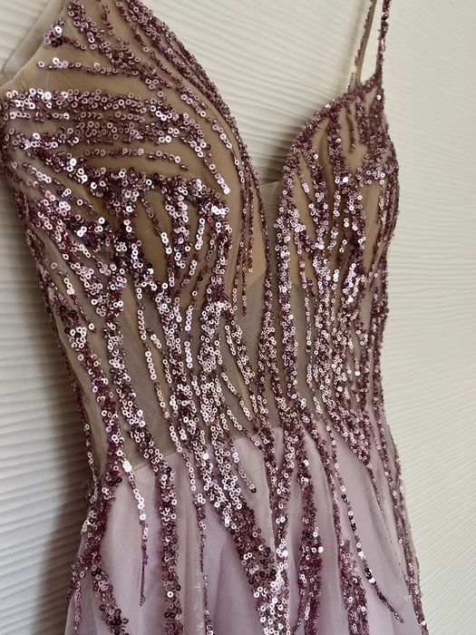 Бална рокля