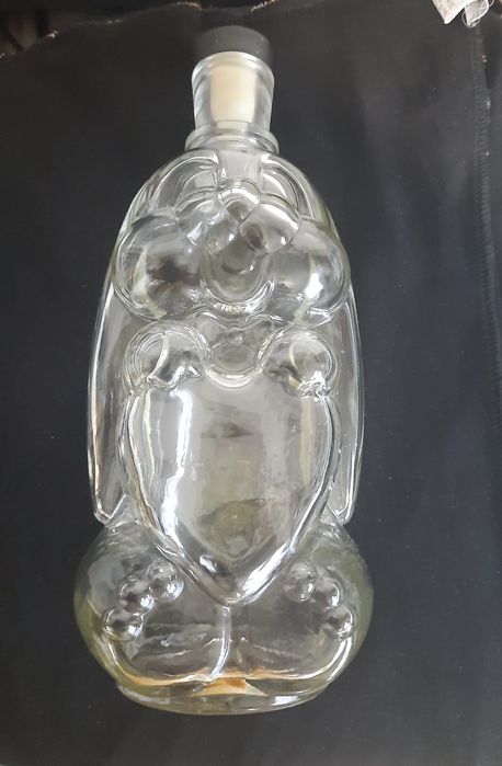 Стъклена бутилка с формата на заек - 0.750 л.