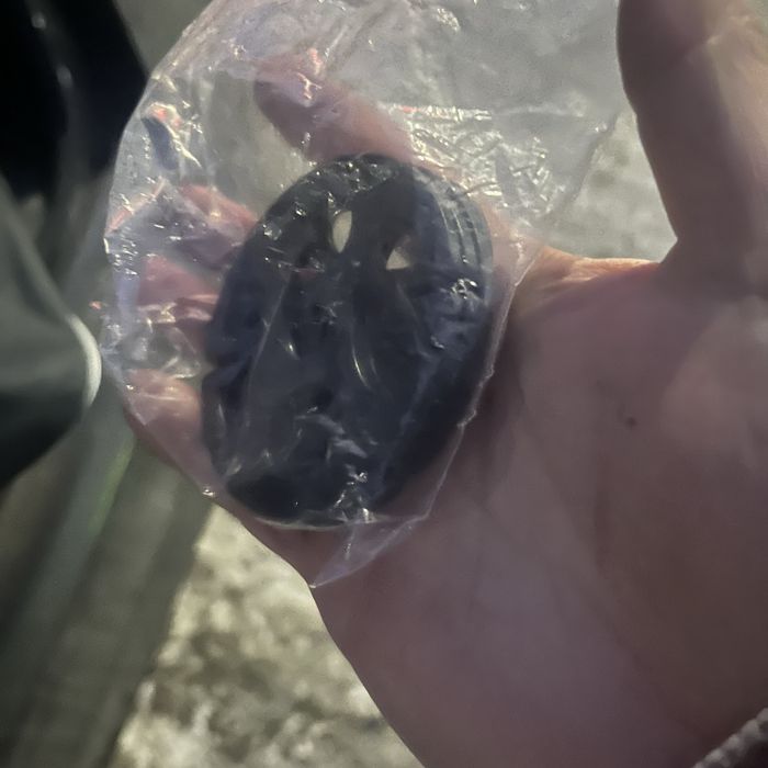 Чехлы на машину новые