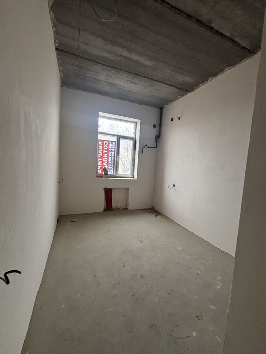 2 xonali uy sotiladi 68kv +podval68