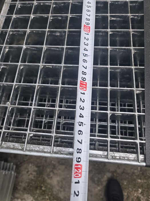 Grătare zincate grilaje rigole pardoseli industriale si trepte
