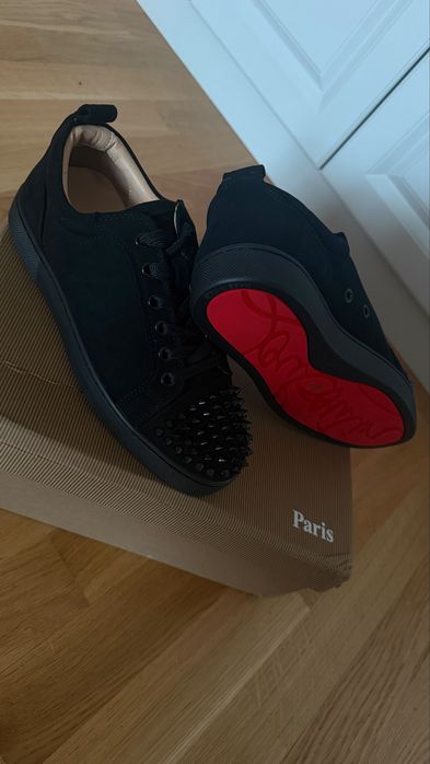Christian Louboutin Black Spikes Femei Marimea 37