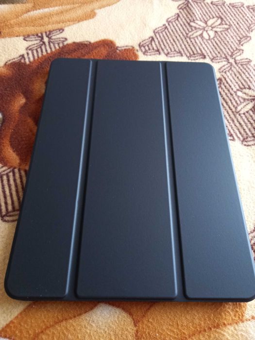 Калъф за Iphonne 15 и таблет Ipad 9.7
