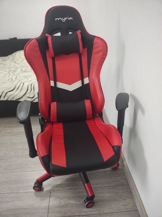 Scaun gaming Myria ca nou