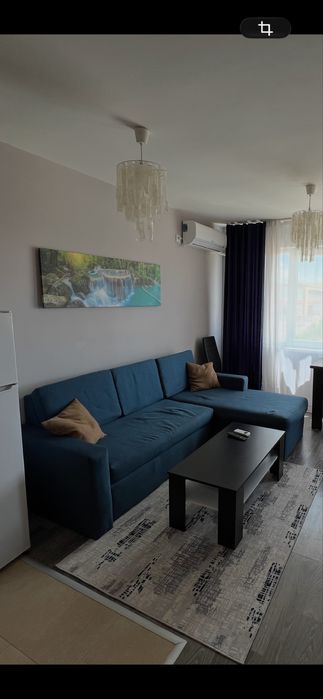 Продавам разстегателен диван