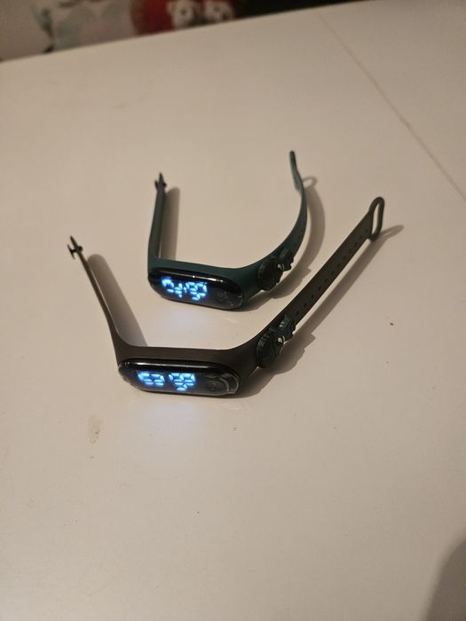 Детски електронен часовник със супер герои