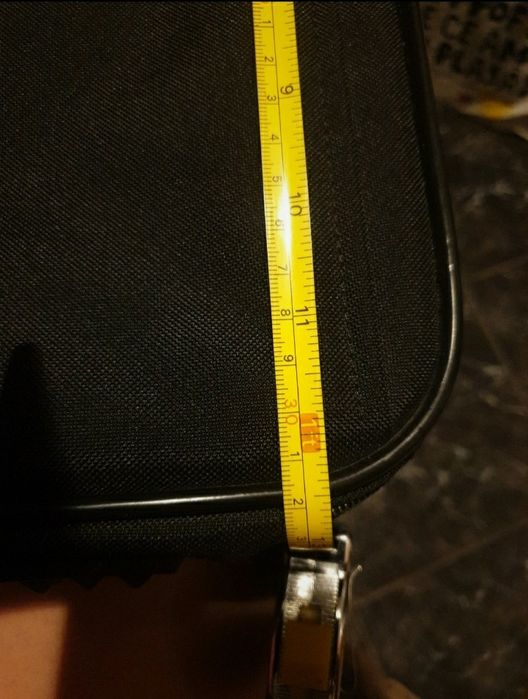Geanta laptop noua, nebranduita