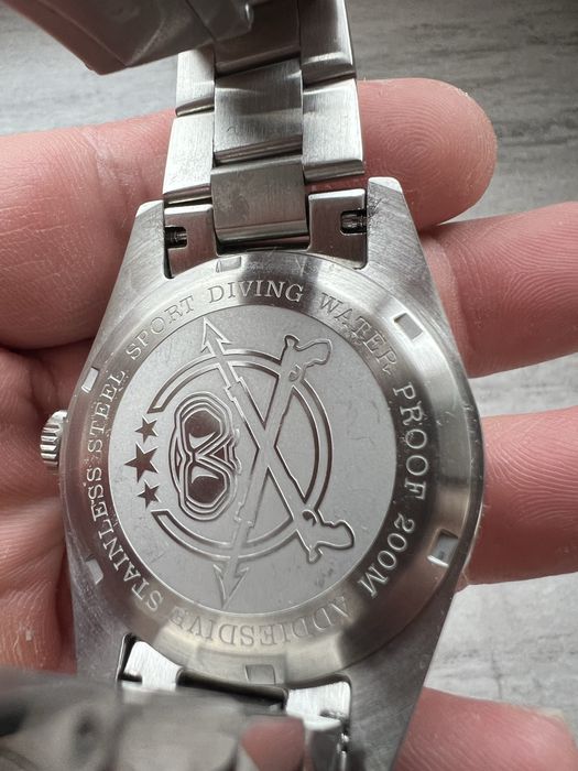 Часовник Addiesdive