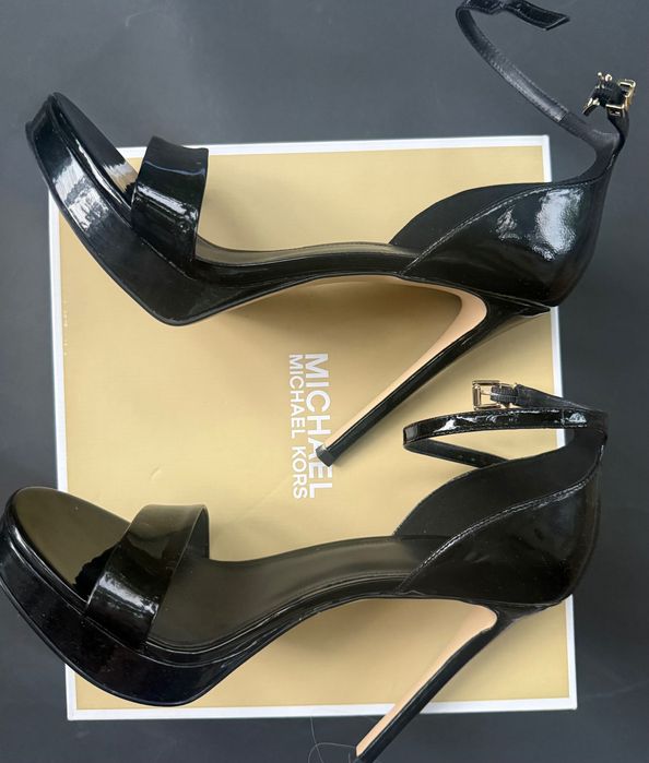 Sandale de lux Michael Kors piele naturala lac cu platforma 39 noi