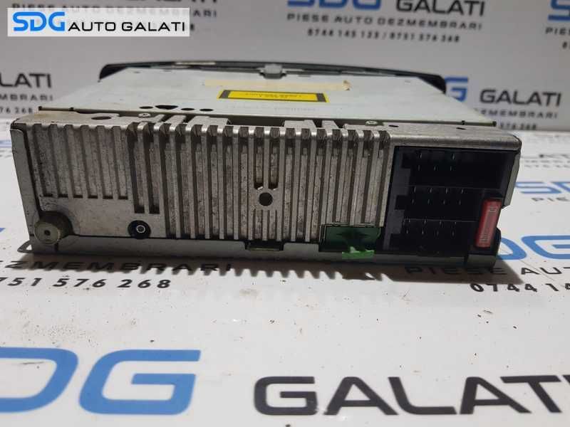 Radio CD Player Mercedes Benz W203 C Class Clasa C 2000 - 2008