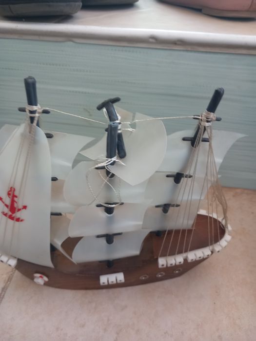 Сувенирен  ветроходен кораб