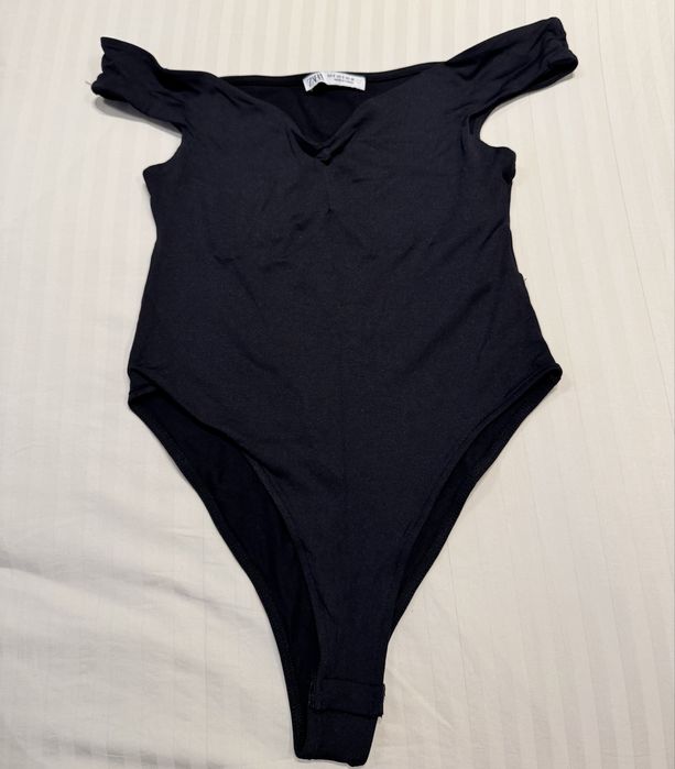 Тениска Victoria’s Secret и потници