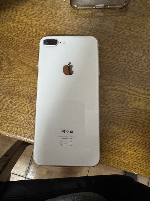 Айфон 8 плюс……..