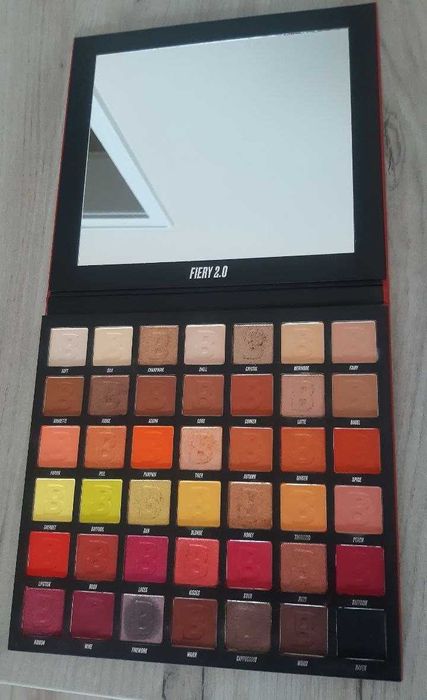 Палитра сенки Beauty Bay Fiery 2.0