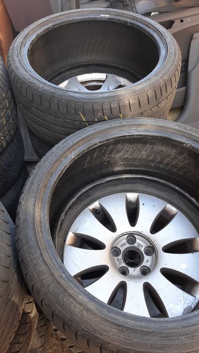 Продавам гуми за audi