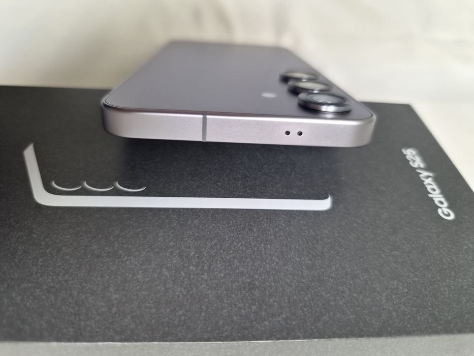 Samsung Galaxy  S25 -  512 GB  Silver Shadow