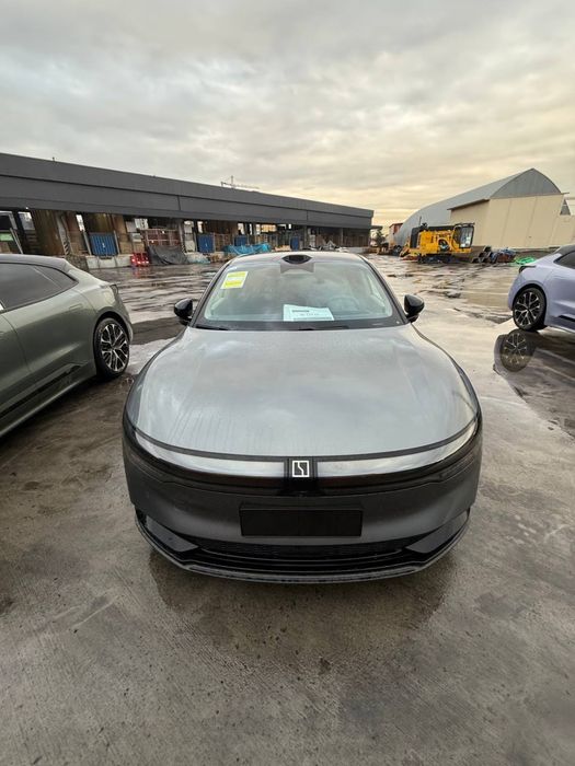 ПРОДАЕТСЯ Zeekr 007 awd!