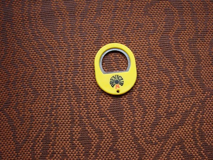 Продавам ключодържатели