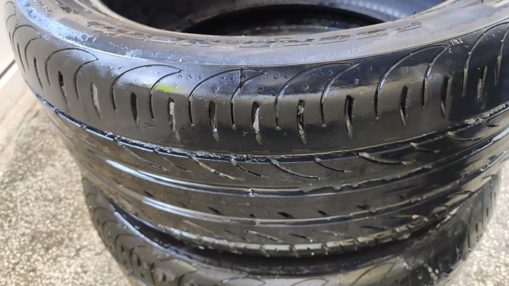 Летни гуми  Пирели 245 45 18