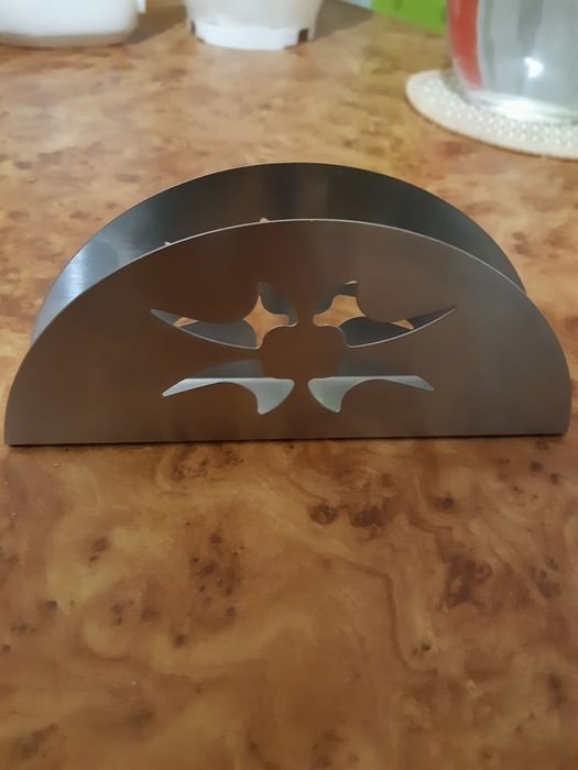 Салфетница новая