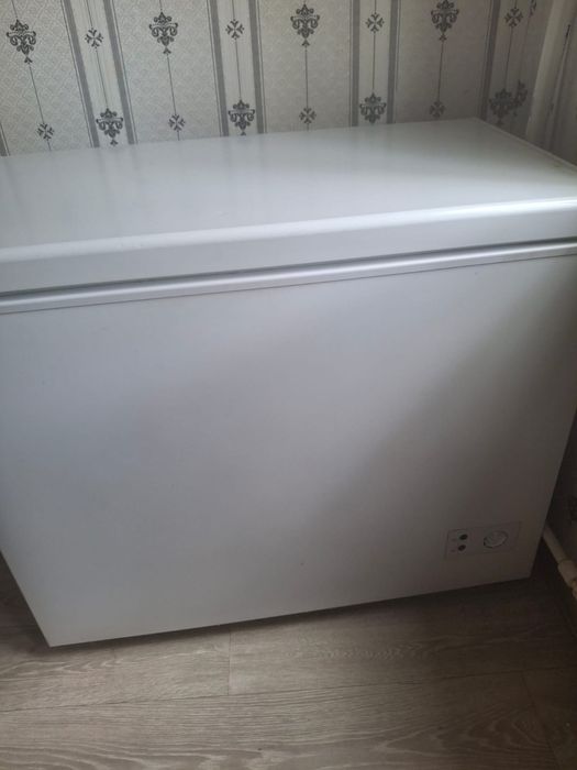 Продаю морозильную камеру