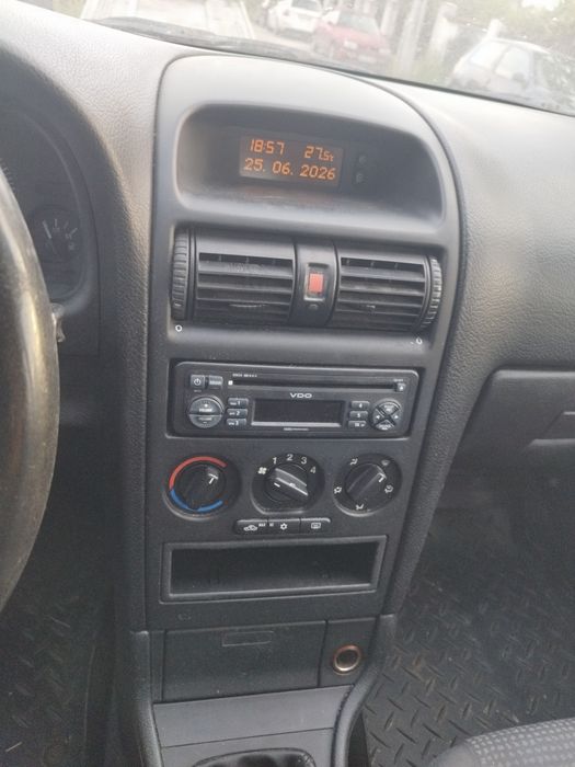 Far stop usa aripa Dezmembrez Opel Astra G 1.7