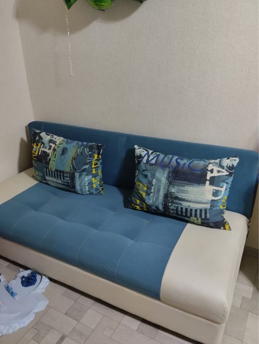 Диван б/у продам