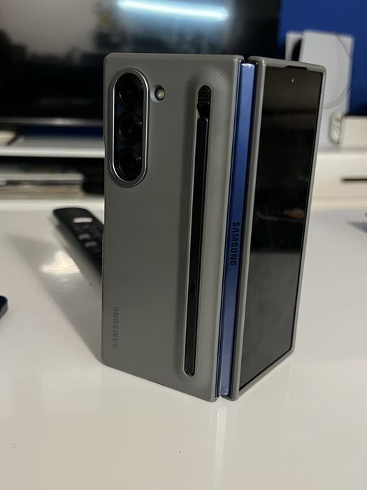 Samsung Galaxy Z Fold 6 1TB СПЕШНО