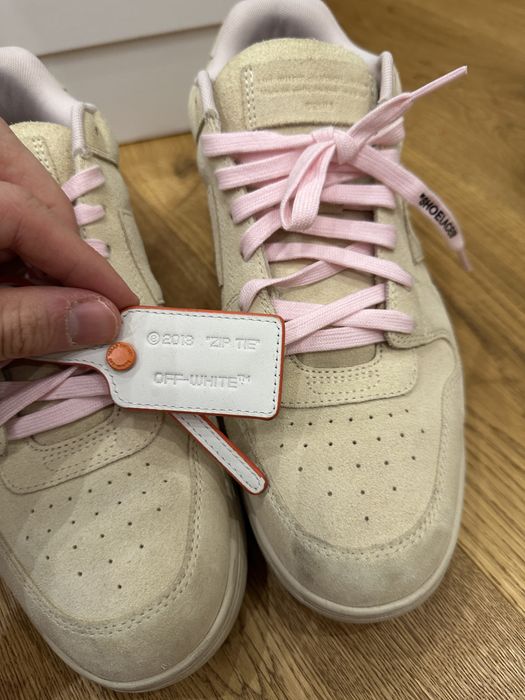 Обувки off-white