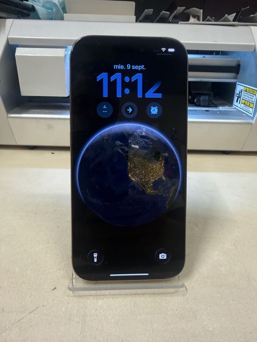 Iphone 16 pro / 128 gb / 100% baterie / garantie