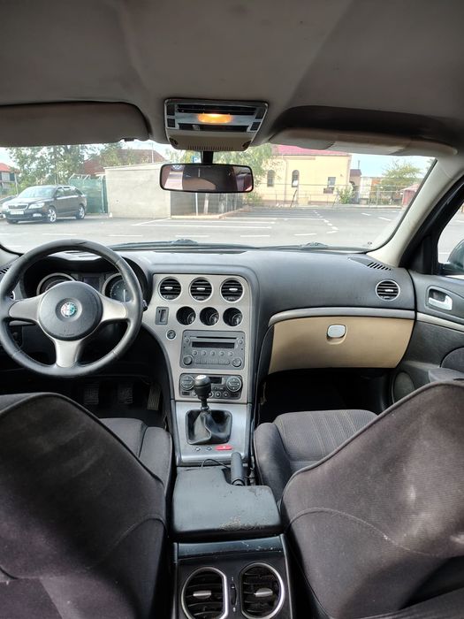 Alfa Romeo 159 diesel, 2.040 € — imagine 5