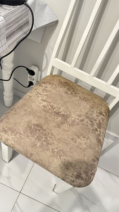 Продам стулья 4 шт