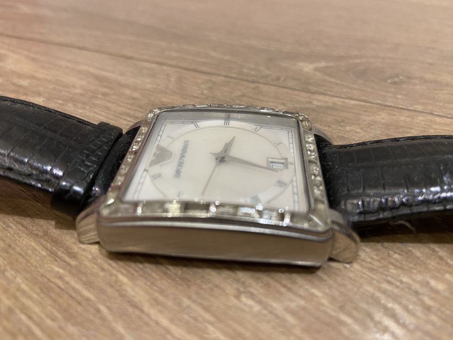 EMPORIO ARMANI часовник AR5650 с бели кристали