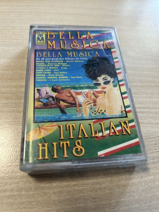 Caseta audio vintage "Bella Musica - Italian Hits" (Tango Music)
