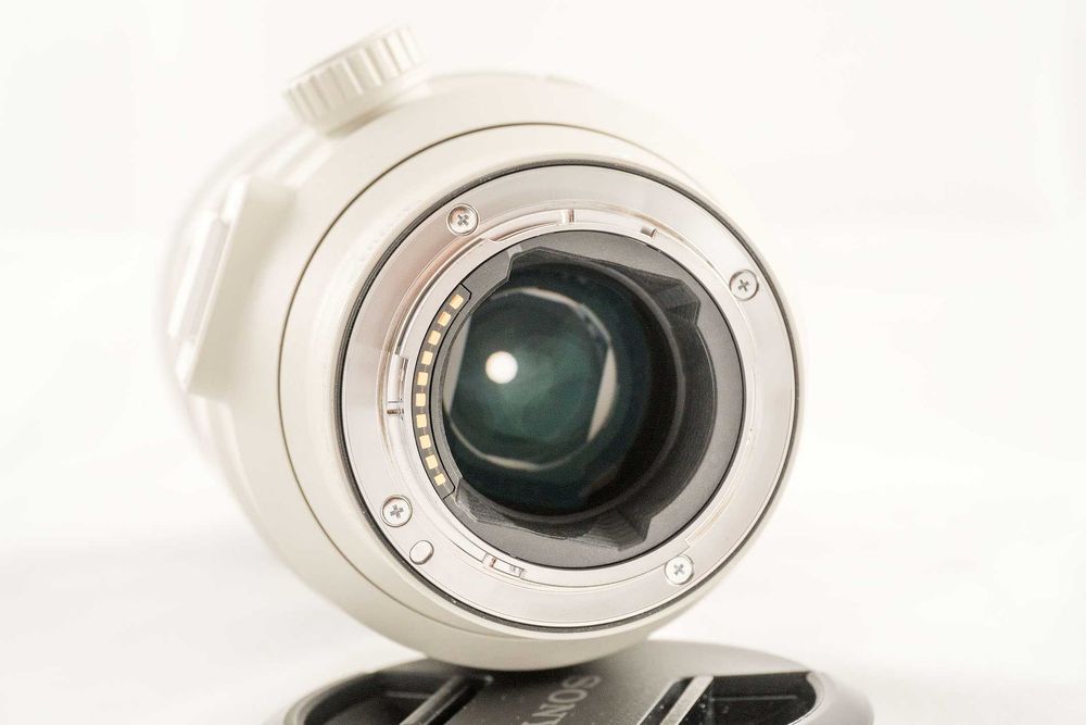 Обектив Sony FE 70-200mm f2.8 GM OSS II