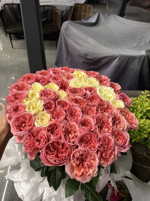 Цветы гигант M буква