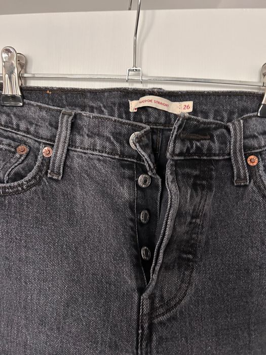Blugi Levi’s xs