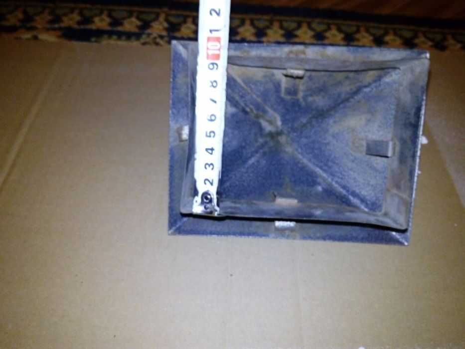 Домик на вытяжную трубу