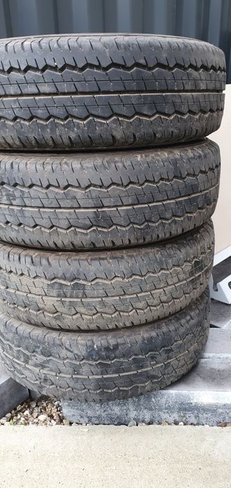 195 65 16 C dunlop- cu jante tabla 5×120