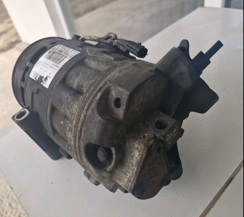 Климатичен компресор за Рено Мастер, Опел, Нисан и др.