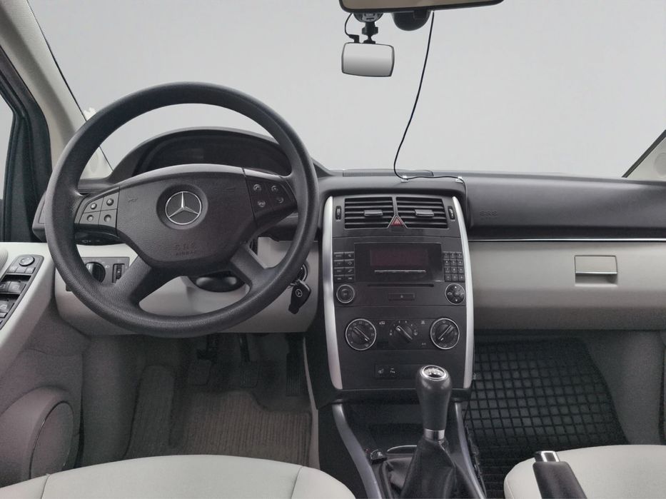 Мерцедес Б 170 с АГУ