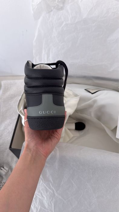 Продаю кеды В оригинале Gucci