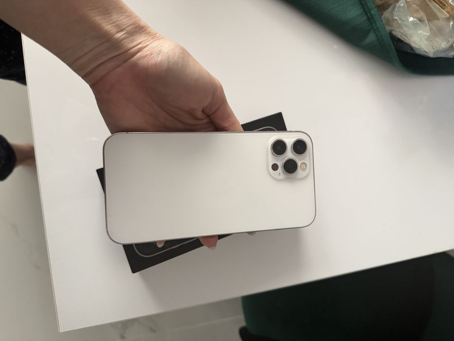 Vand iphone 12 pro max