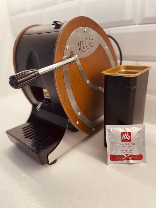 AROMA KICCO
Кафемашина ESE
Mogano