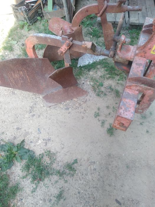 Plug și rariță  pentru tractor 28-45cp