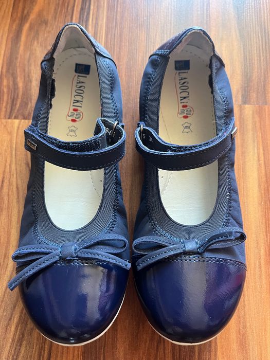 детски обувки от естествена кожа