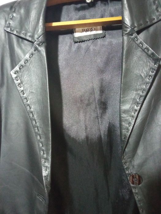 Женский кожаный пиджак