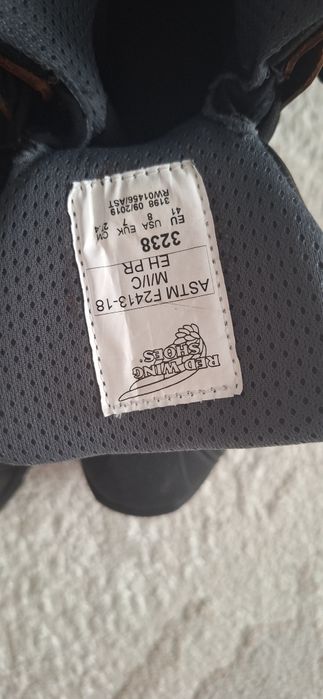 Продам спец.обувь