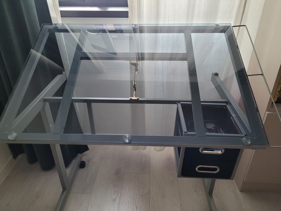 Masa de desen rabatabila